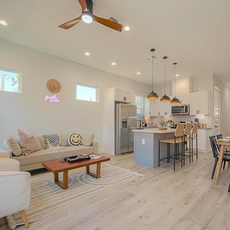 Modern Home Near Downtown With Fast Wifi, Bbq, Games & Ev Equipped! Houston Buitenkant foto
