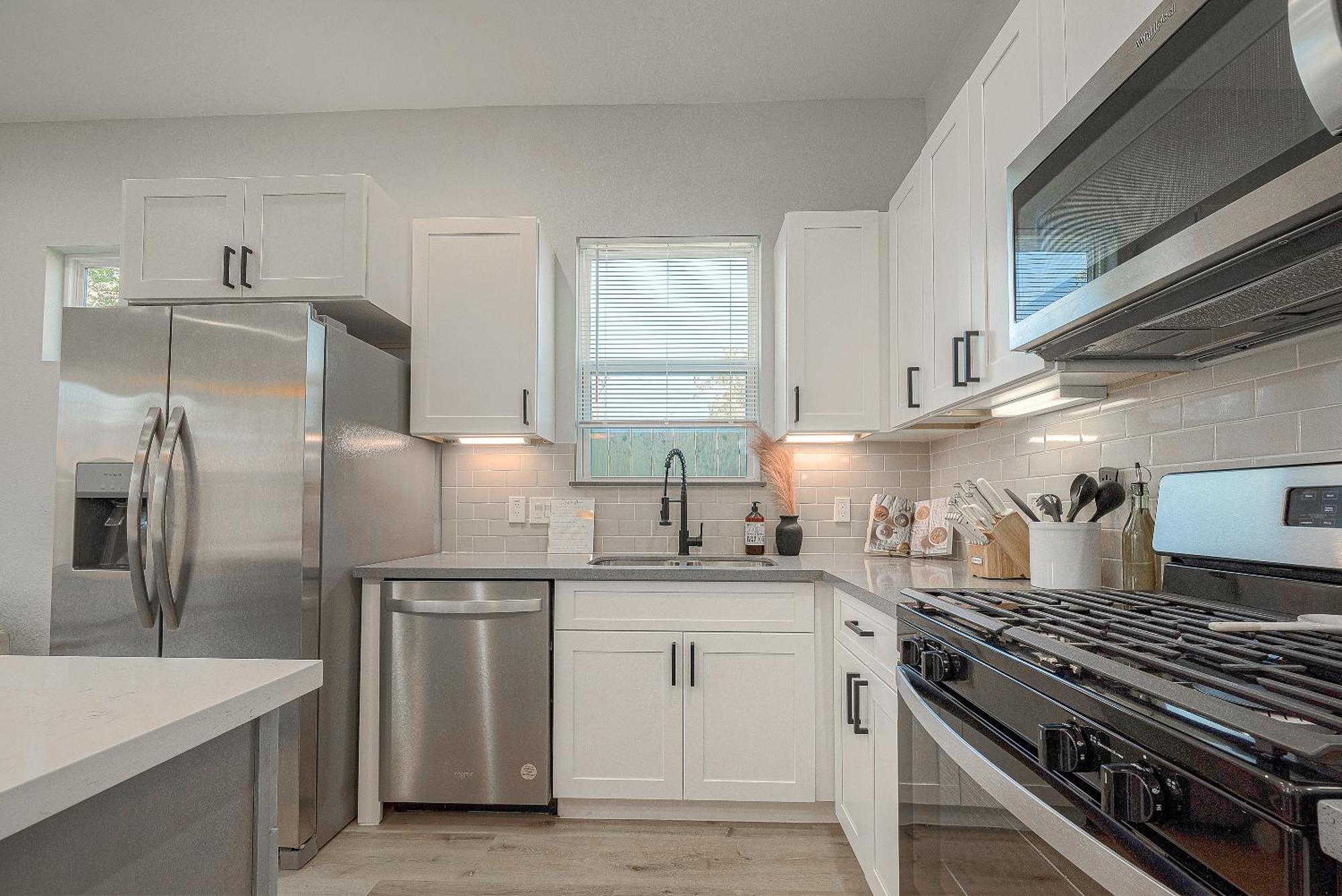 Modern Home Near Downtown With Fast Wifi, Bbq, Games & Ev Equipped! Houston Buitenkant foto